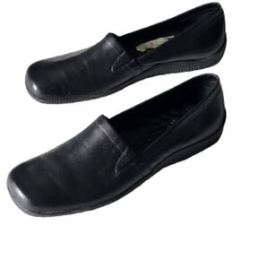 Walking cradles, comfortable square toe leather loafers color black size 9.5